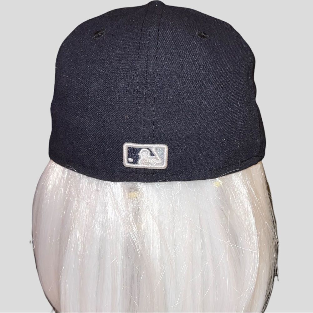 New era black Yankees cap with white logo Nwot - Picture 4 of 7